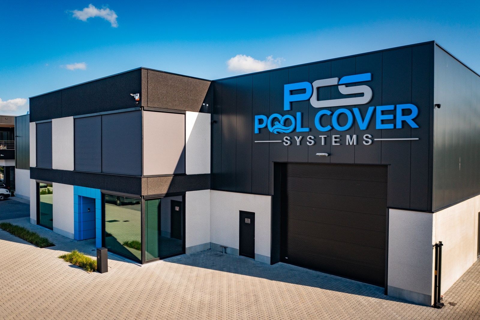 Bedrijfsgebouw voor Pool Cover Systems
